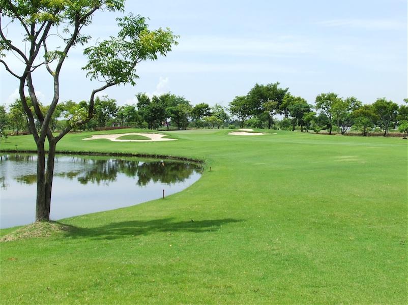 バンプー ゴルフ ＆ スポーツ クラブ